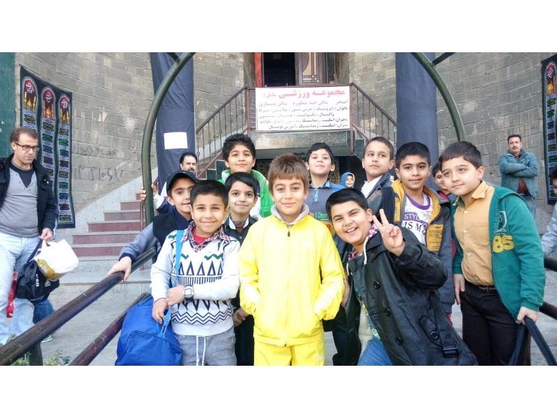 برگزاری برنامه ی یک روز شاد استخر پدران و پسران