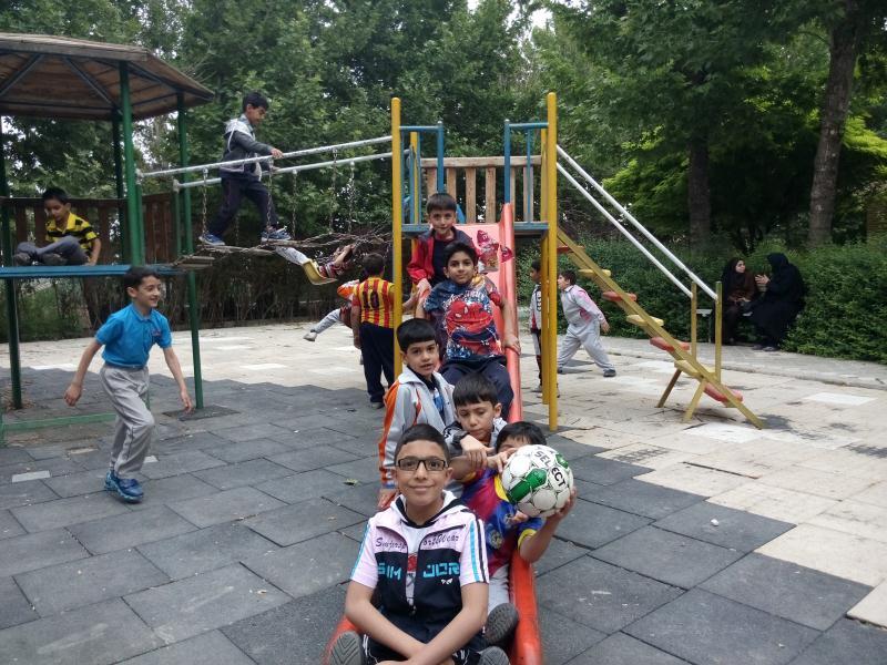 بازی و شادی دانش آموزان در اردو ...