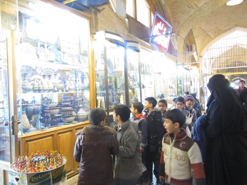 بازدید پایه دوم از میدان امام 