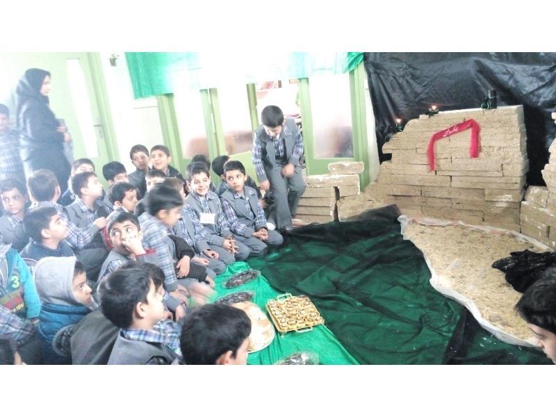 برپایی سفره حضرت رقیه (س) و روضه خوانی 